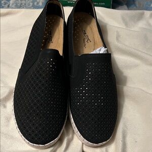 Easy Street Black Perforated Loafers